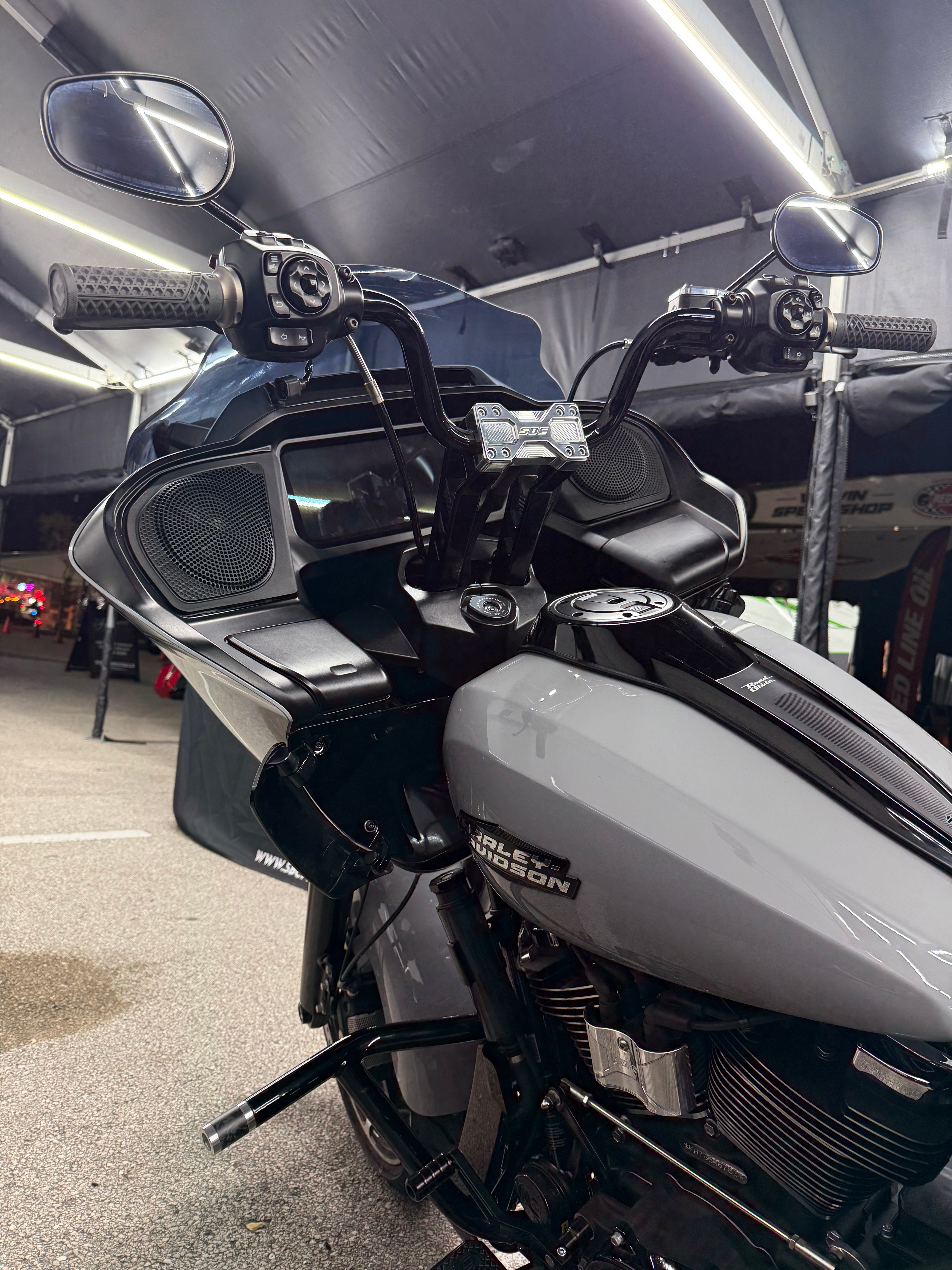 SBC Performance 5.5" High-Bend Handlebar - 2023.5 CVO - 2026 Bagger